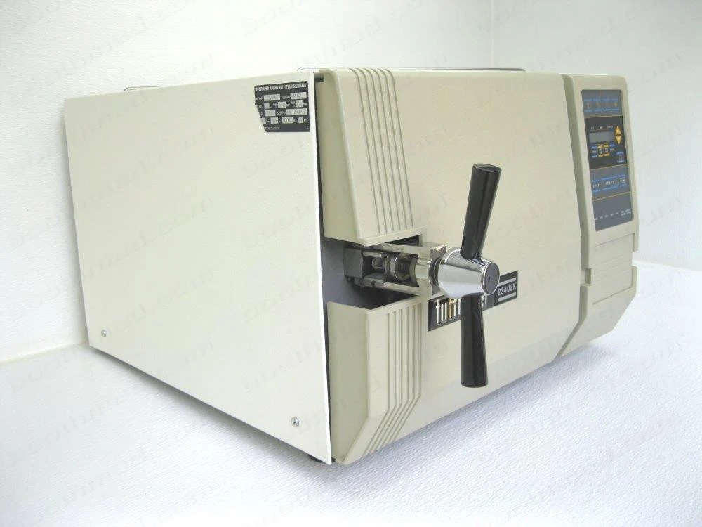 Tuttnauer 2340EK Refurbished Automatic Autoclave, 230V - Image 3